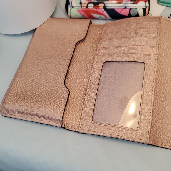 Kate Spade Metallic Wristlet Clutch EUC - Picture 3 of 4